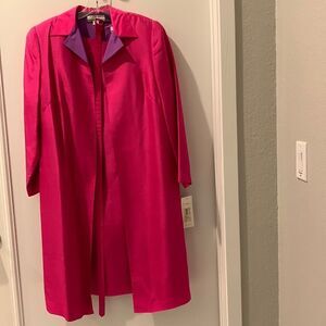 Shomi by miller Shor Woman 100% Silk Suit